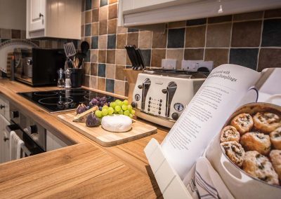 Fully fitted country style kitchen